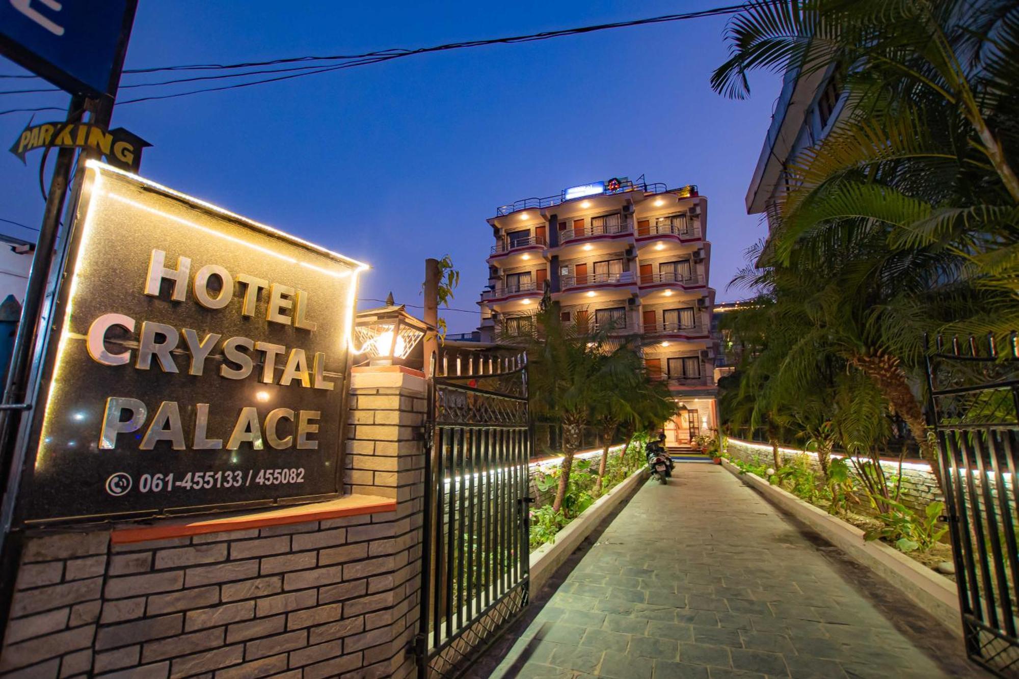 Hotel Crystal Palace Покхара Экстерьер фото