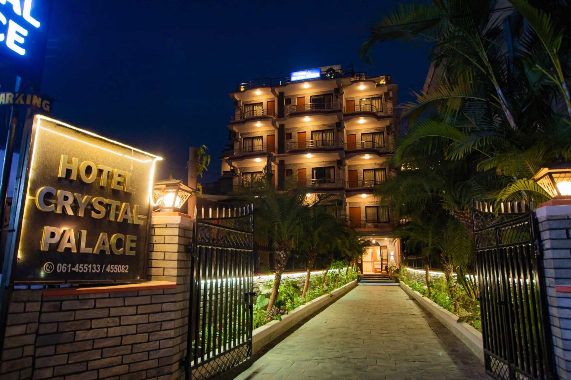 Hotel Crystal Palace Покхара Экстерьер фото